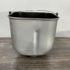Sunbeam Bread Maker Model 5891 Pan & Paddle Only replacement parts